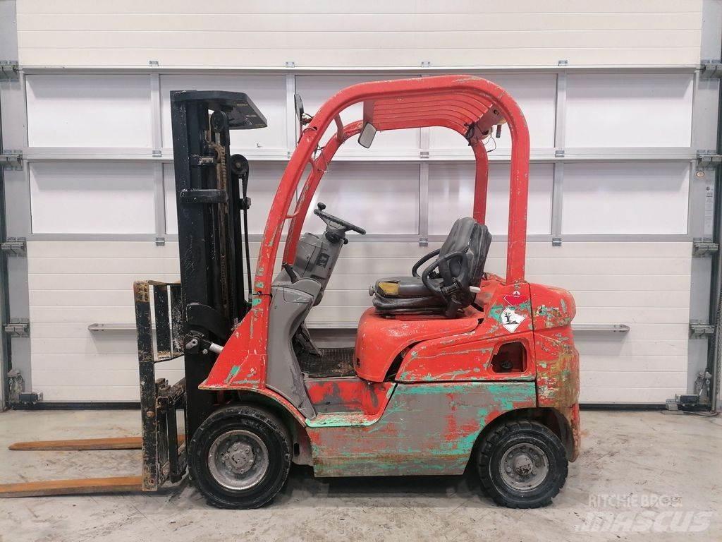 Mitsubishi FD15N 柴油卡車