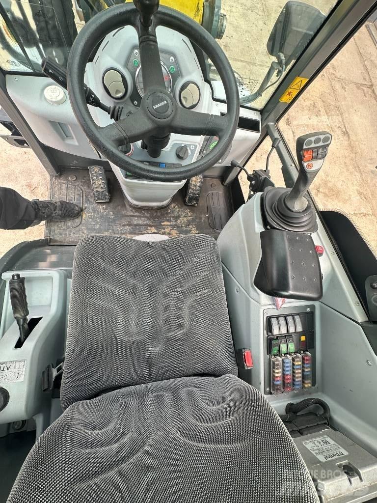 Kramer 5065 T 伸縮臂操作車