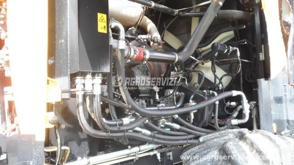 New Holland FR 9060 自走式飼料採集機