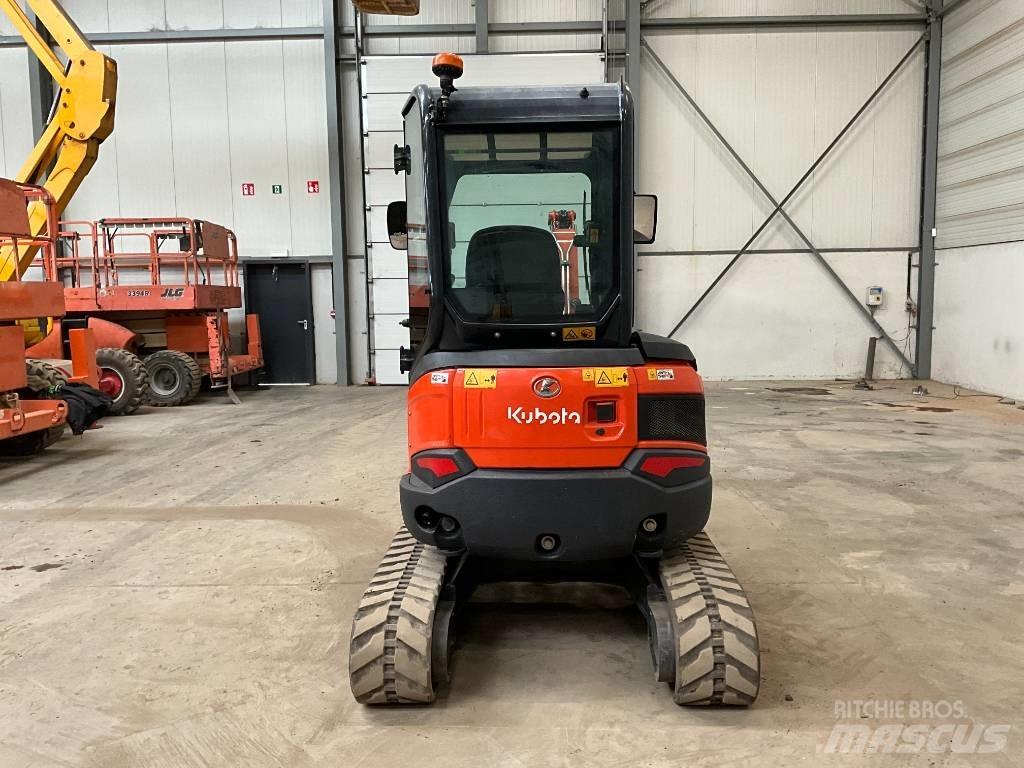 Kubota U 27-4 HI 小型挖土機/掘鑿機<7t(小型挖掘機)