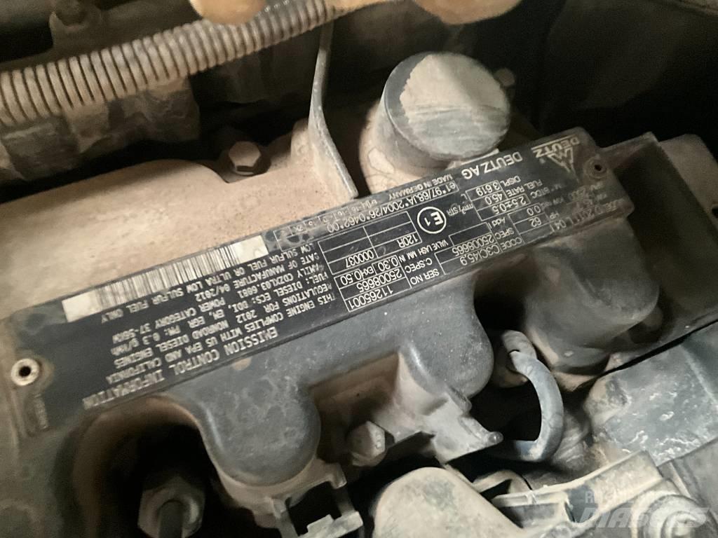 JCB 406 B 輪胎式裝載機