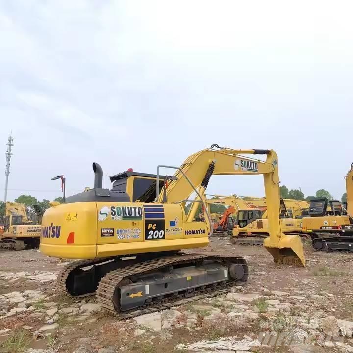 Komatsu PC200 中型挖土機/掘鑿機/挖掘機 7t-12t