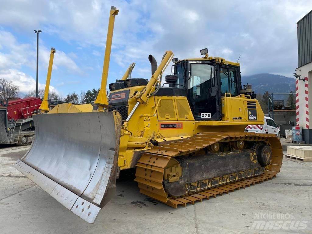 Komatsu D65PX-18 履帶推土機
