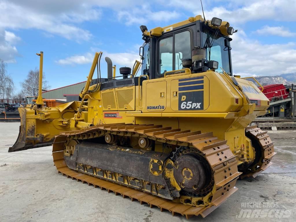 Komatsu D65PX-18 履帶推土機