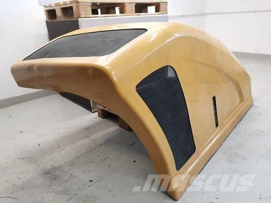 CAT TH 407 hood 駕駛室與內部