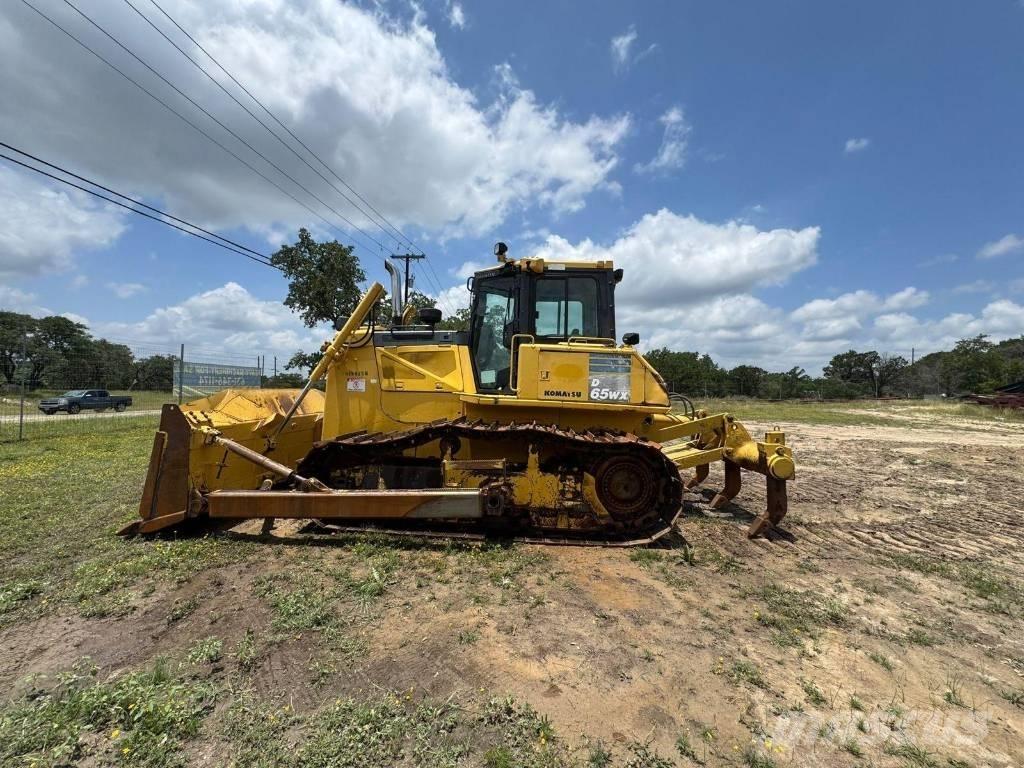 Komatsu D65WX-17 履帶推土機