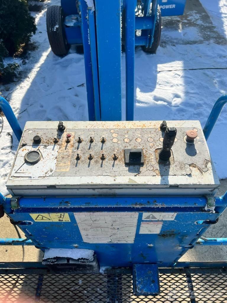 Genie Z 45 曲臂高空作業車