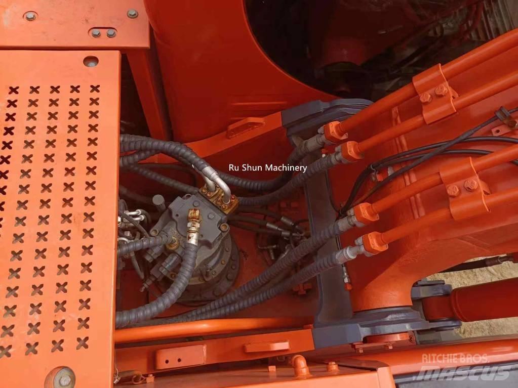 Doosan DX 225 LC 履帶式 挖土機/掘鑿機/挖掘機
