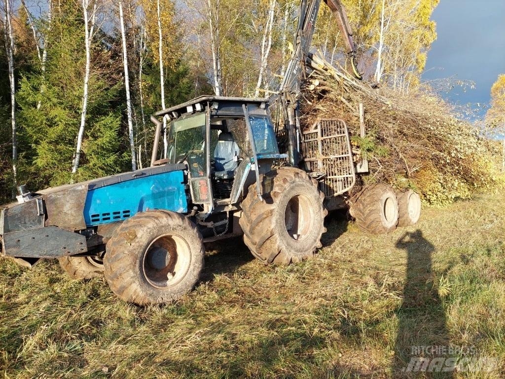 Valtra 8400 林業用曳引機