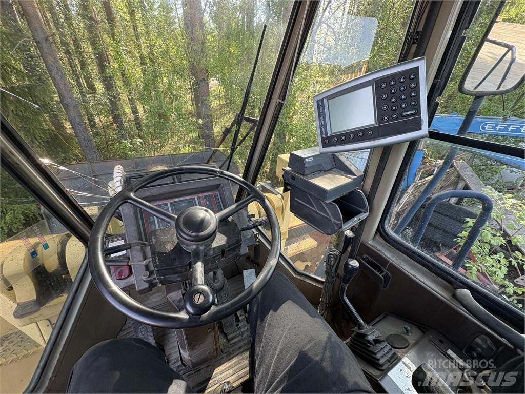 Komatsu WA420-1 輪胎式裝載機
