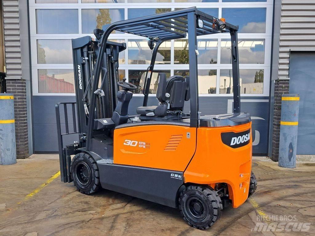Doosan B30X-7 Plus 電動堆高機