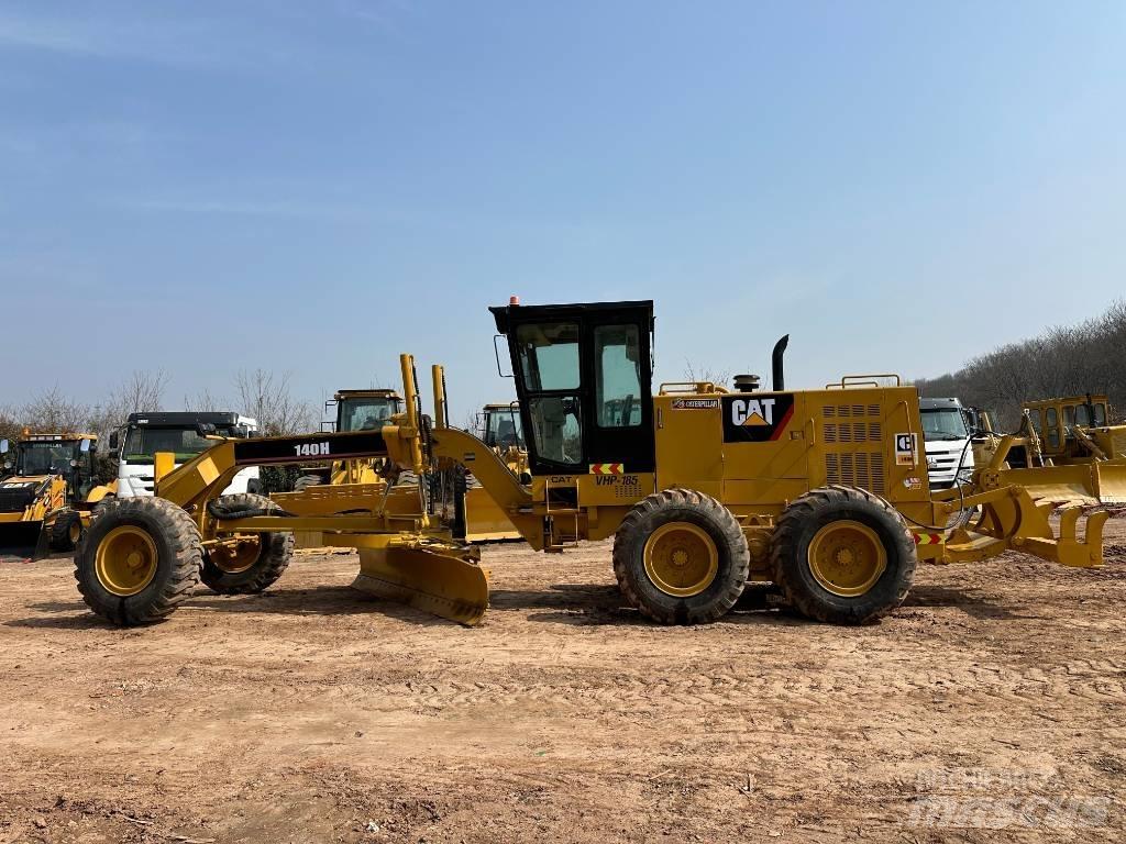 CAT 140 H 平土機