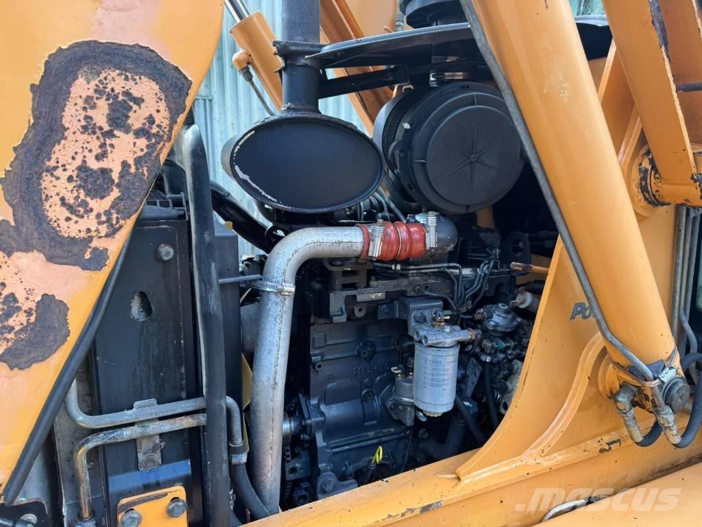 CASE 590 SR 反鏟裝載機