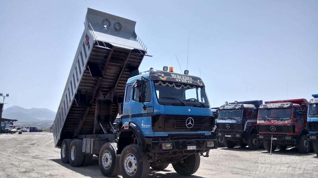 Mercedes-Benz 3535 傾卸式卡車