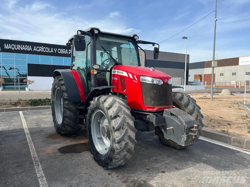 Massey Ferguson 5711 曳引機
