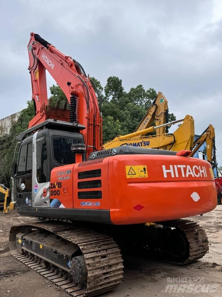 Hitachi ZX 200 履帶式 挖土機/掘鑿機/挖掘機
