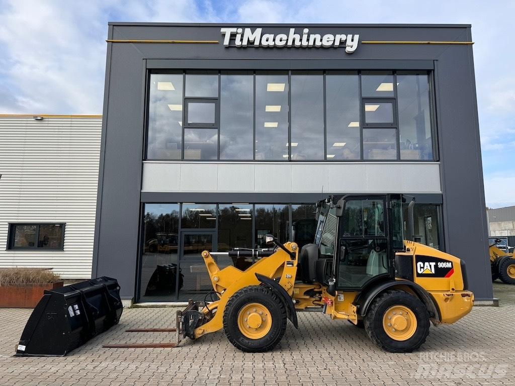 CAT 906M 輪胎式裝載機