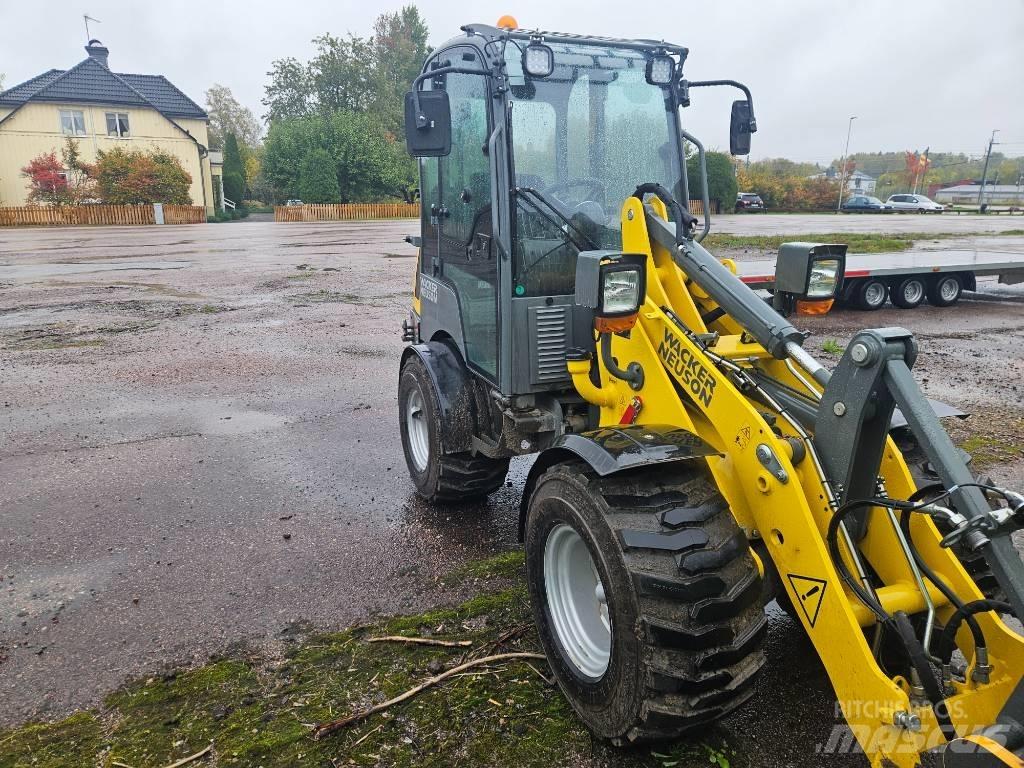 Wacker Neuson WL 25 輪胎式裝載機