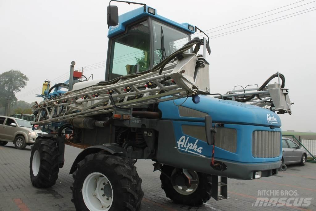 Evrard Alpha 2500 自走式噴霧機