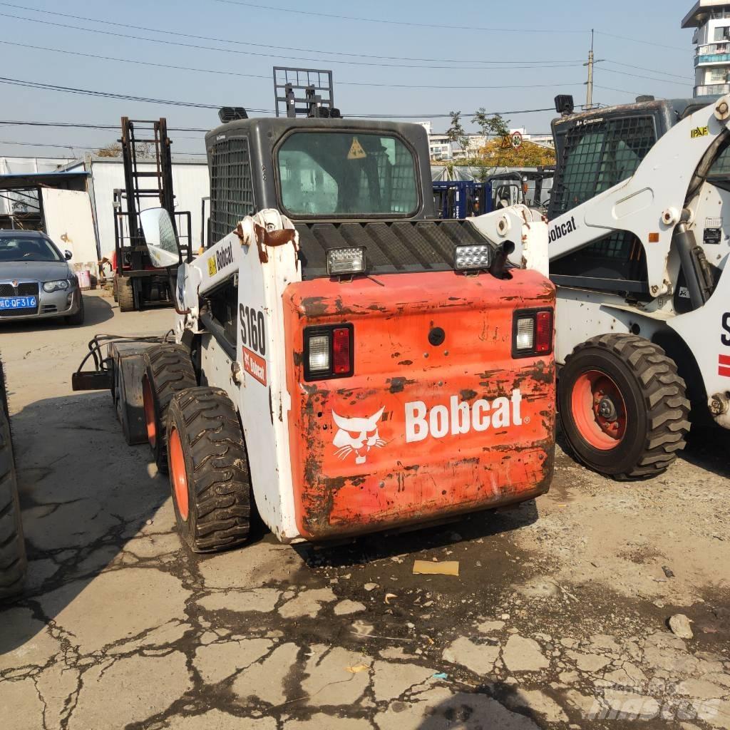 Bobcat S160 滑移轉向裝載機
