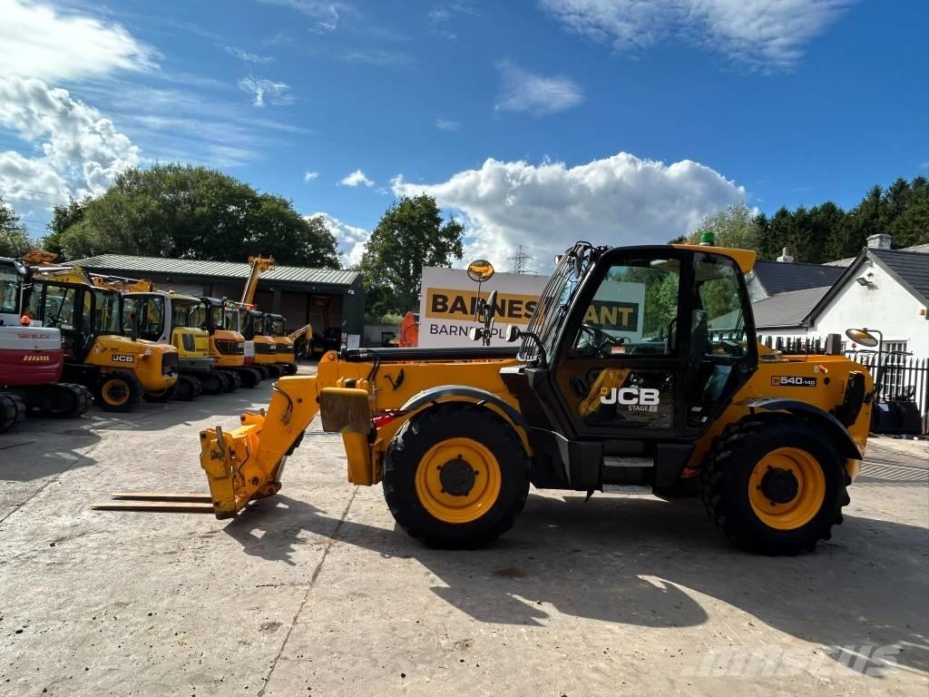 JCB 540-140 伸縮臂操作車
