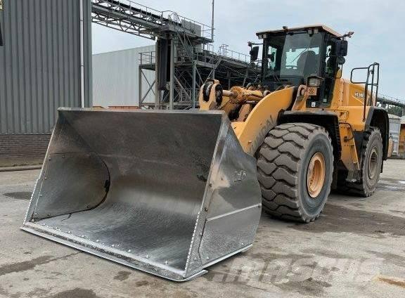 Hyundai HL980XT 輪胎式裝載機