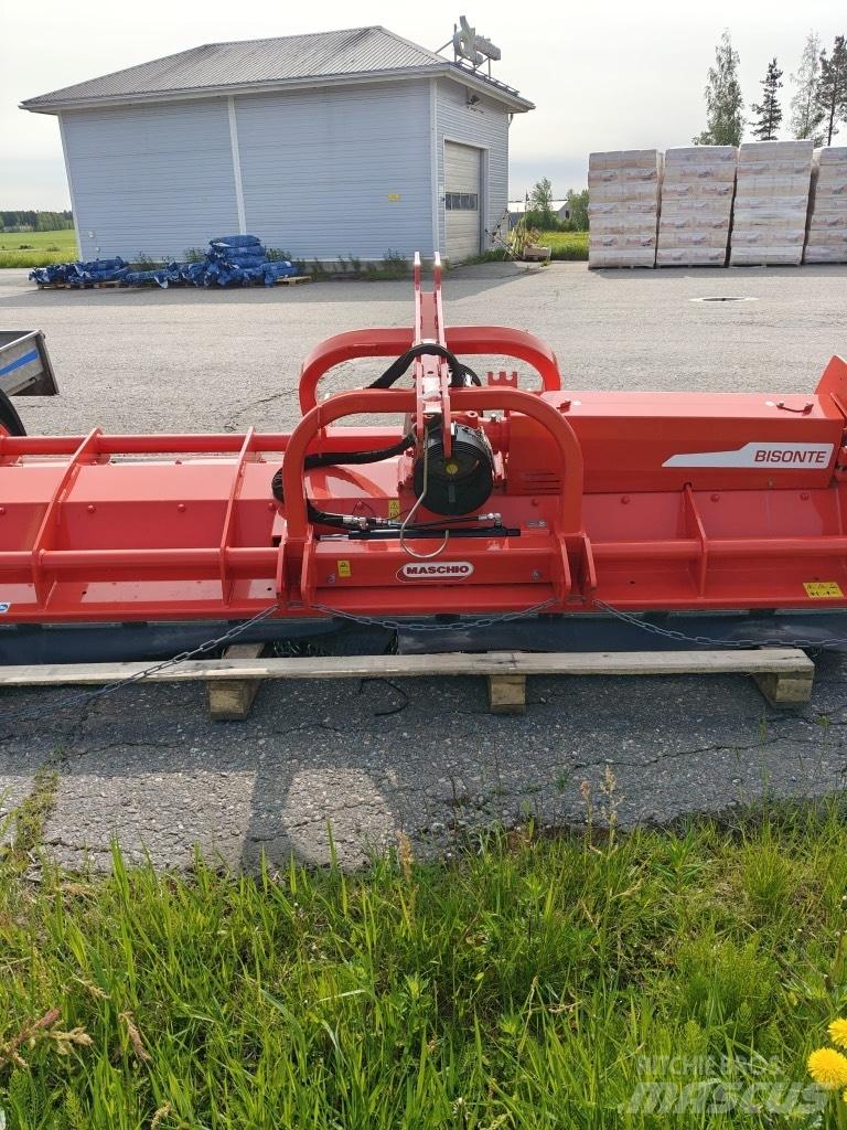 Maschio Bisonte 300 莖葉去葉機