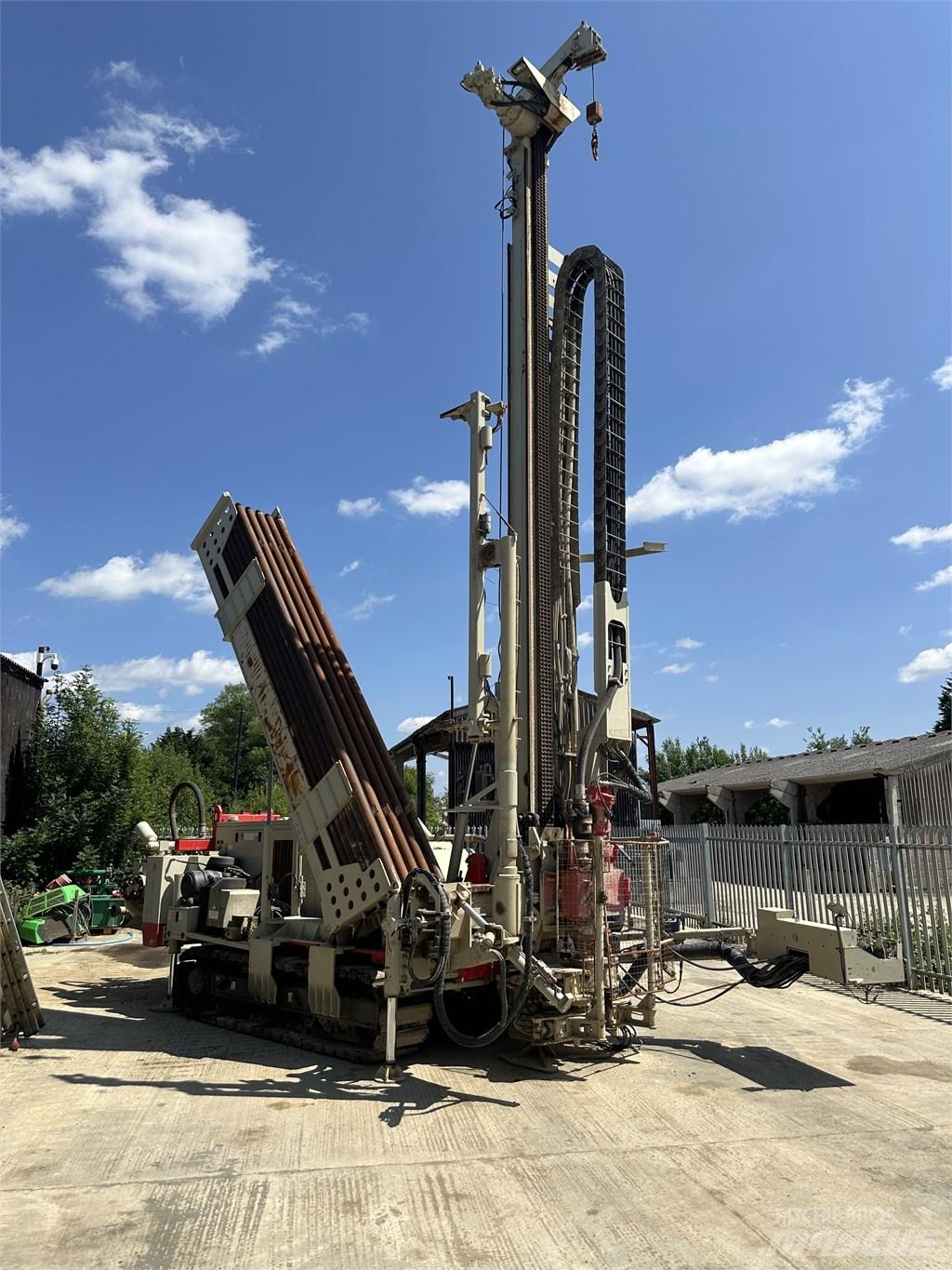 Comacchio 900HT 鑽孔機