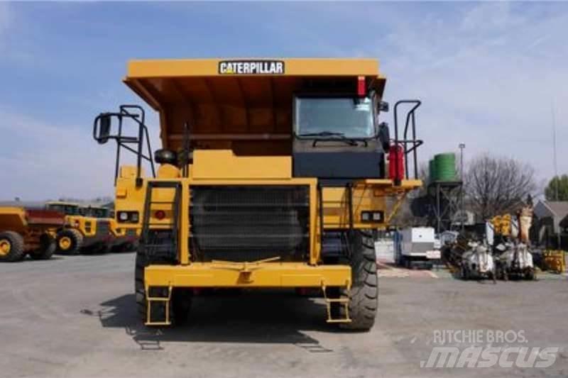 CAT 773E 鉸接式起吊車