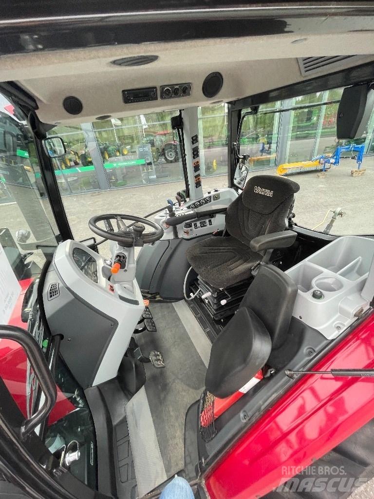 Valtra A105 曳引機
