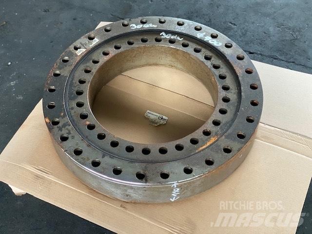 Astra bearing 700 mm 軸