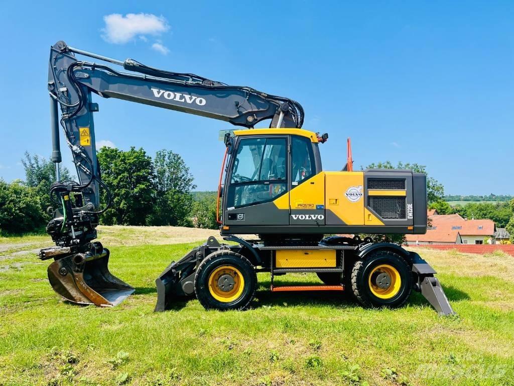 Volvo EW 220 E 旋轉式挖土機/掘鑿機/挖掘機