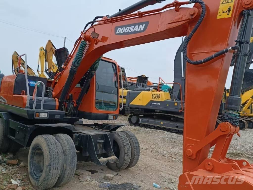 Doosan 150 W-7 旋轉式挖土機/掘鑿機/挖掘機