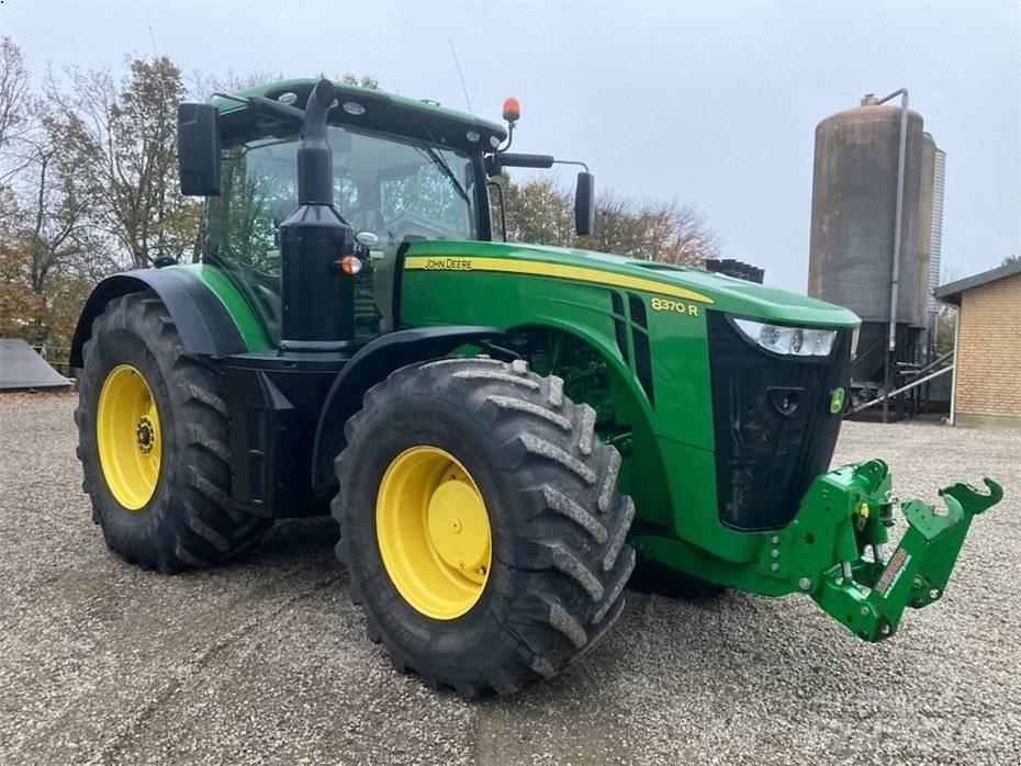 John Deere 8370 R 曳引機