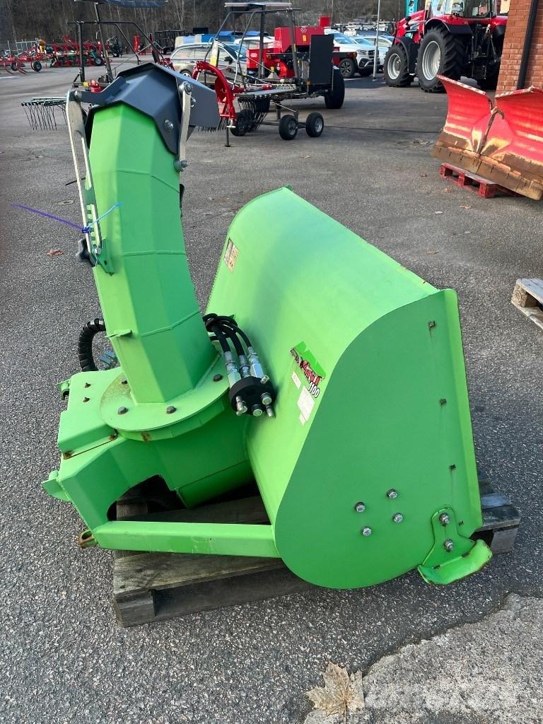 Avant Snöfräs 掃雪機