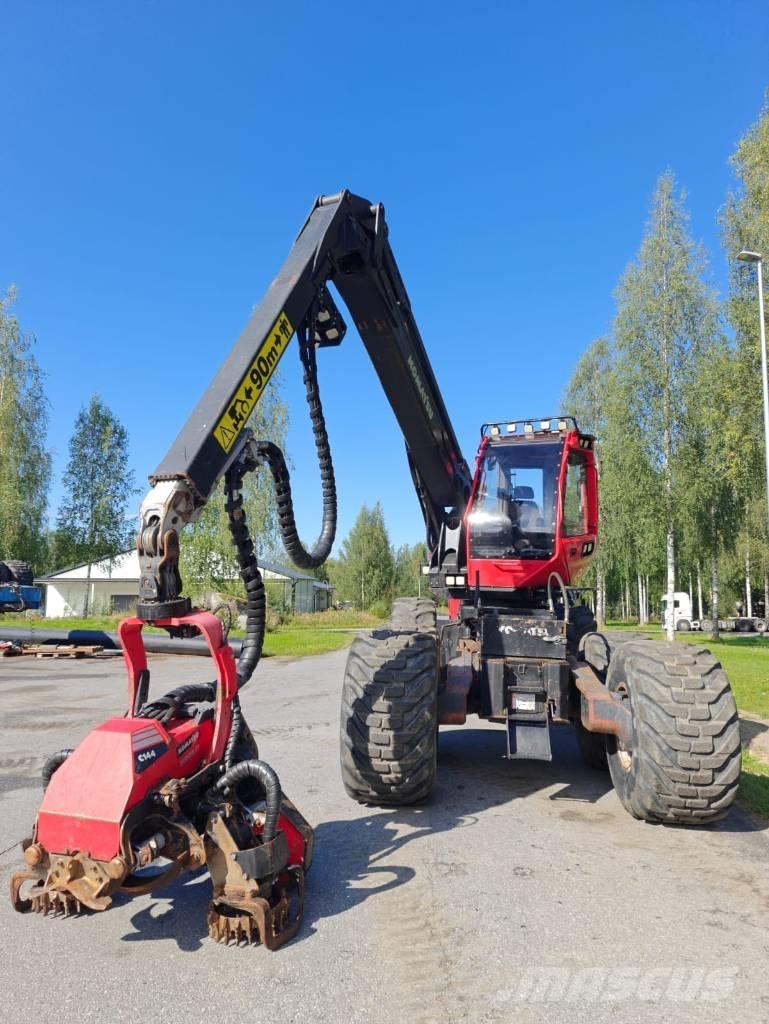 Komatsu 951 收穫機