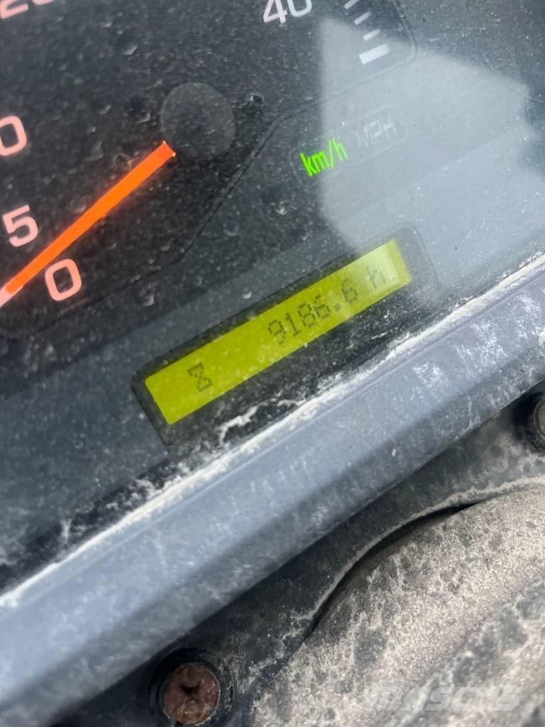 Komatsu WA 250 PZ-5 輪胎式裝載機