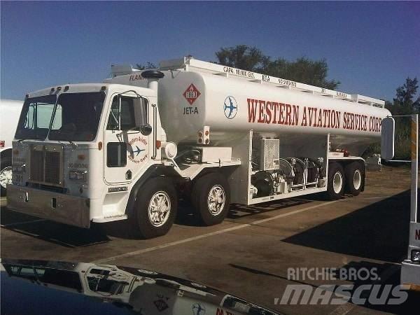 Kenworth L700 運油車