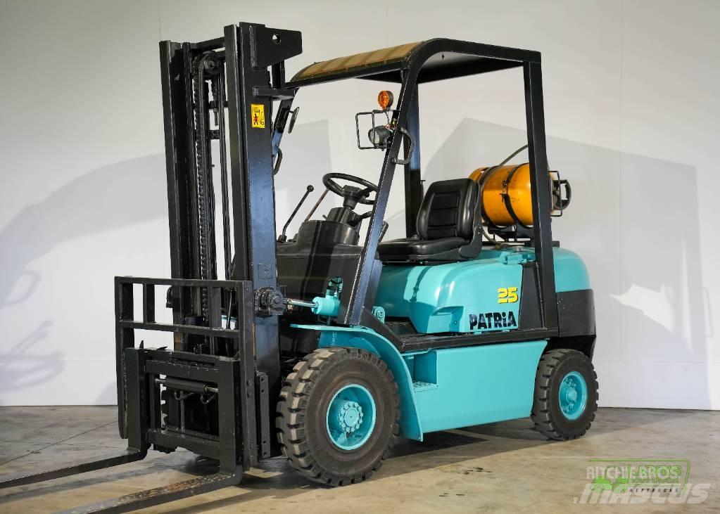 Patria PFG25TH-1 液化石油氣LPG卡車