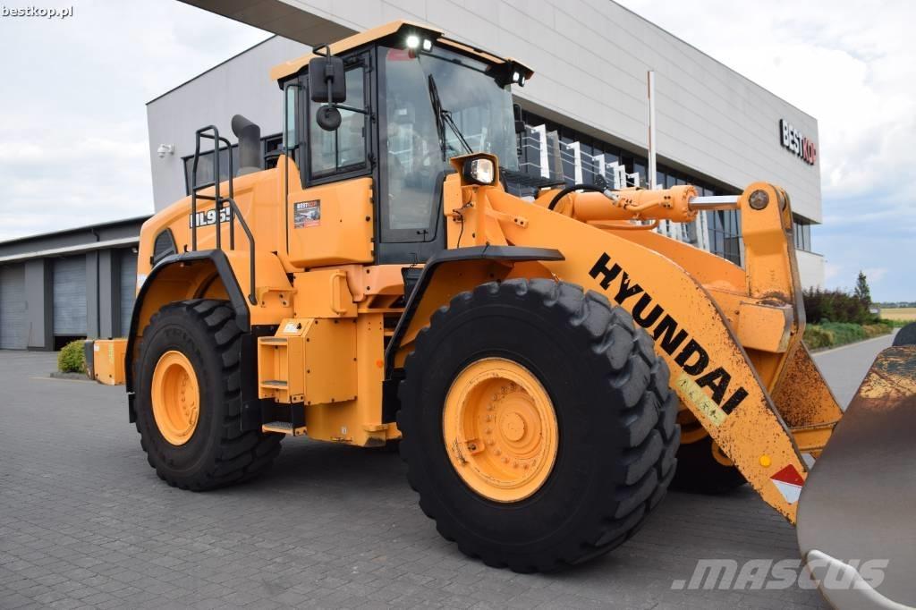 Hyundai HL 965 輪胎式裝載機