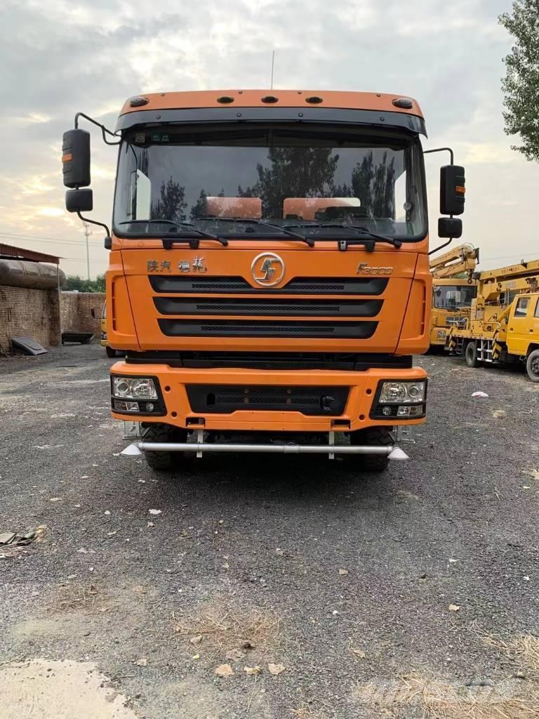 Shacman F3000 6x4 水車