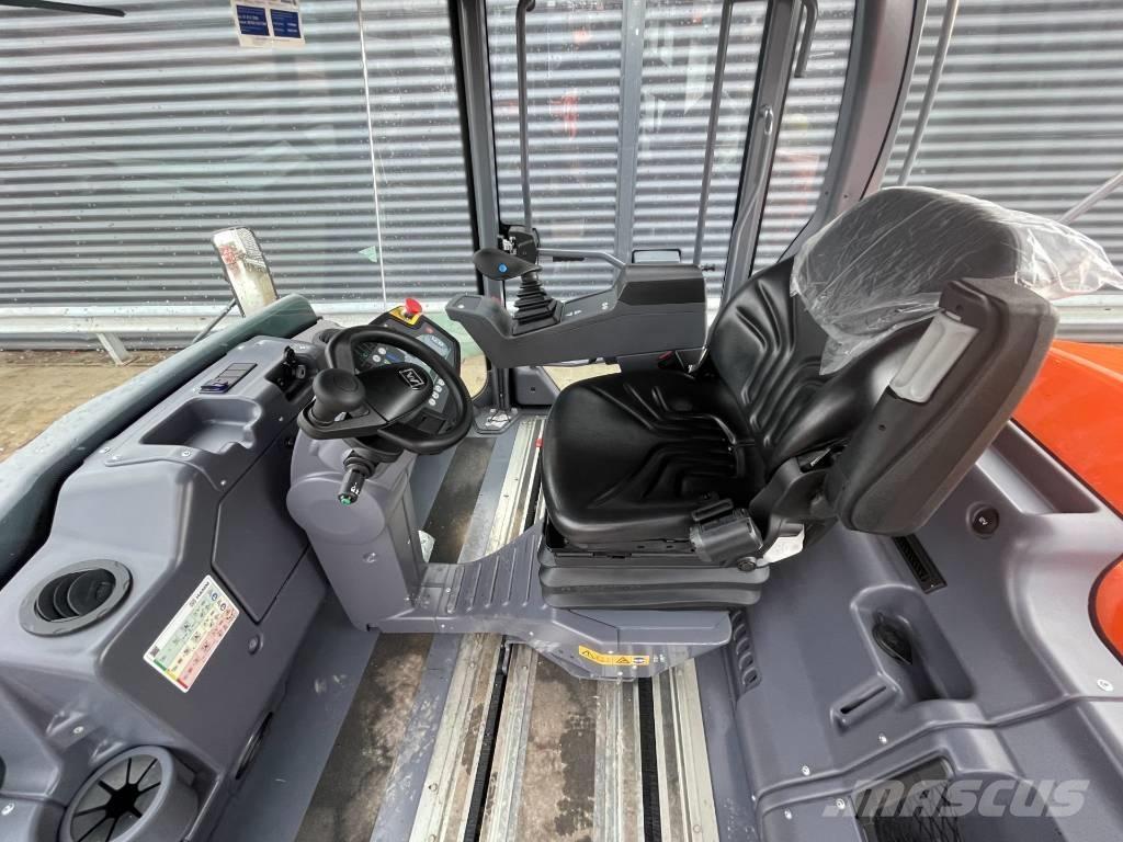 Hamm HP 180I 膠輪滾壓機