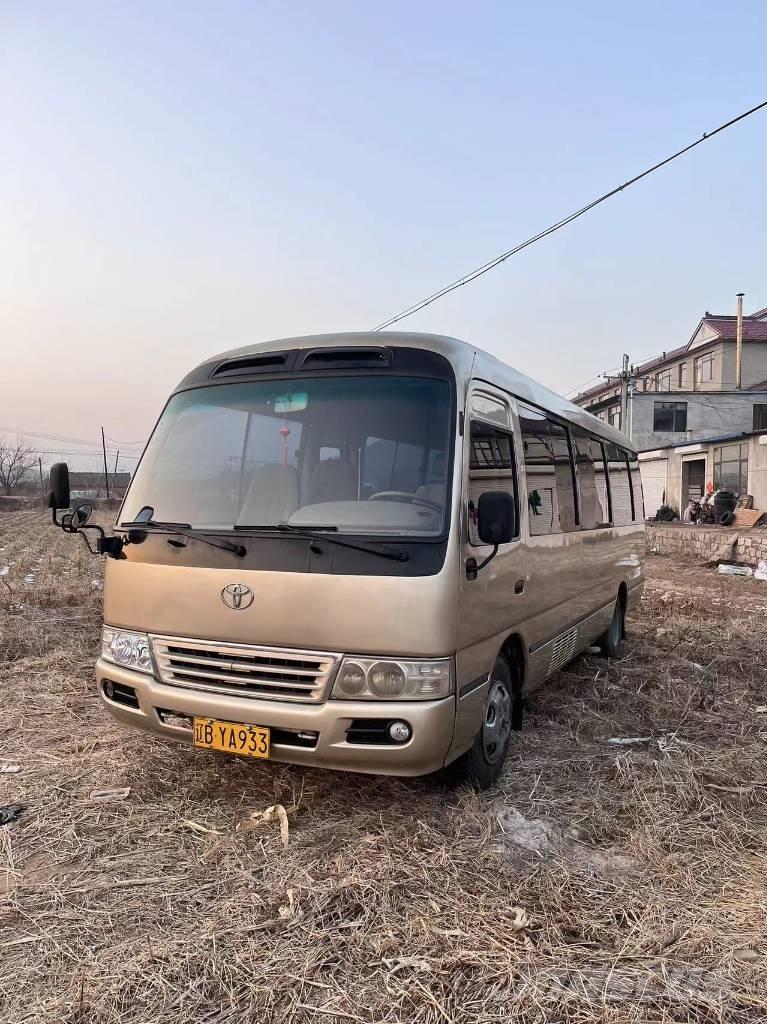 Toyota Coaster Bus 迷你巴士