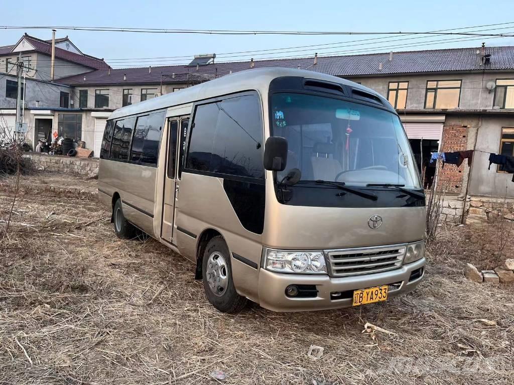 Toyota Coaster Bus 迷你巴士