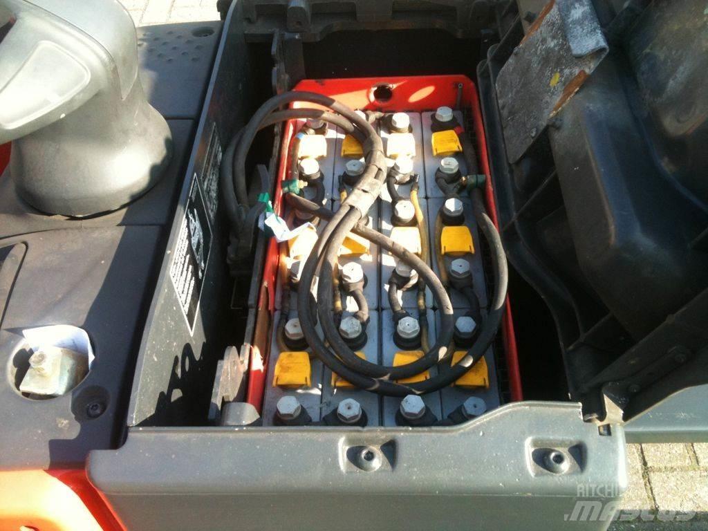 Linde T20SP 手拉式油壓拖板車