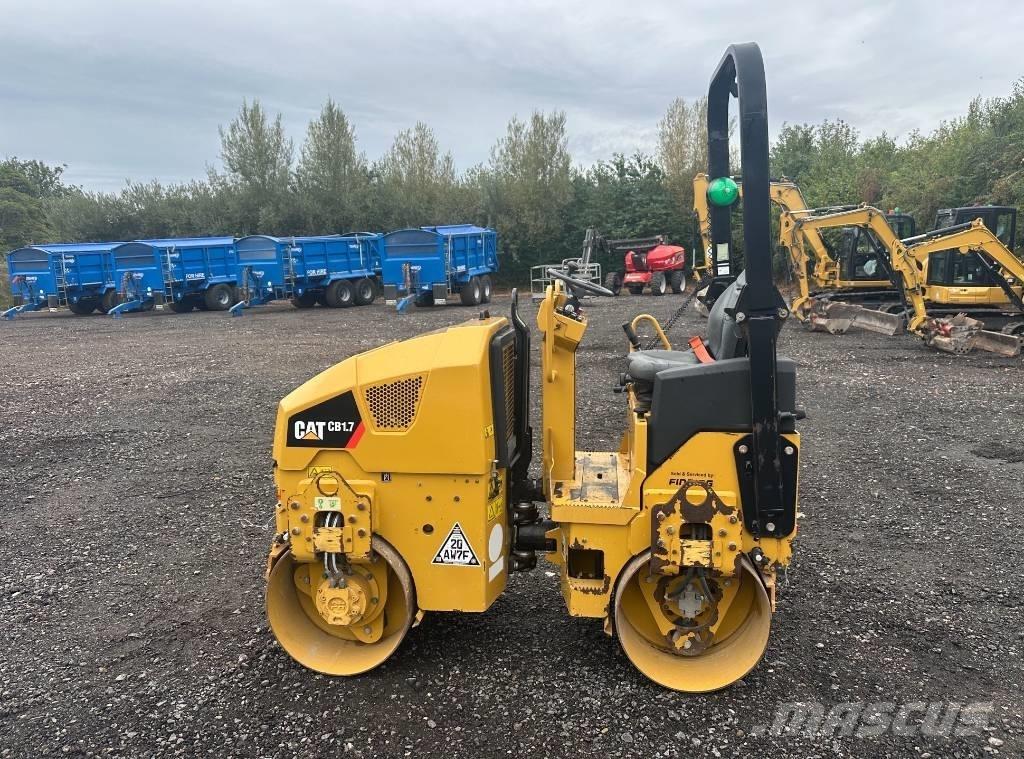 CAT CB 1.7 雙輪滾壓機