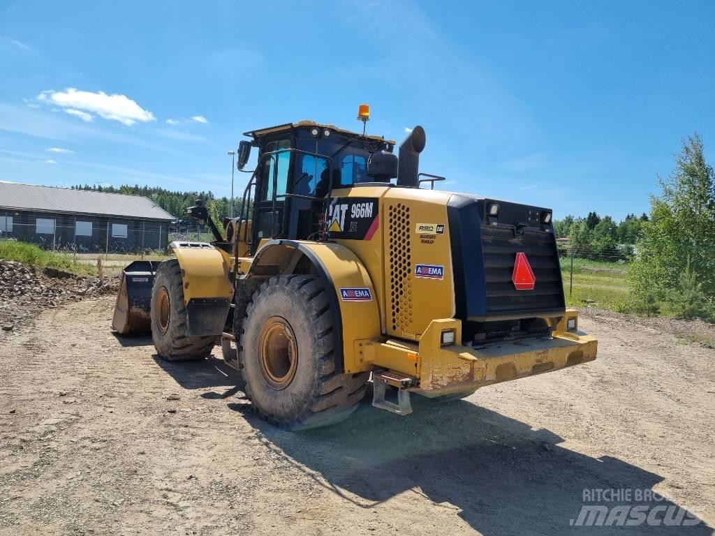 CAT 966 M 輪胎式裝載機