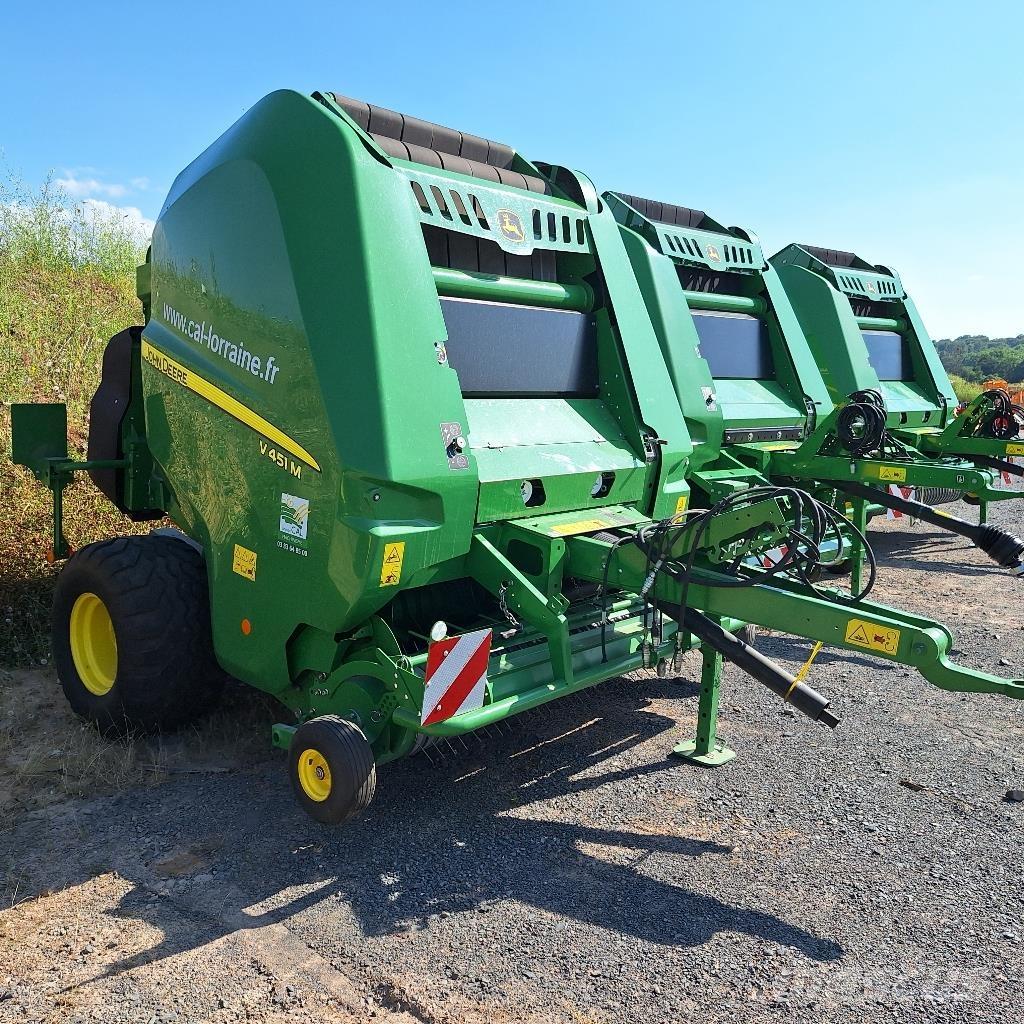 John Deere V 451 M 圓型牧草打包機