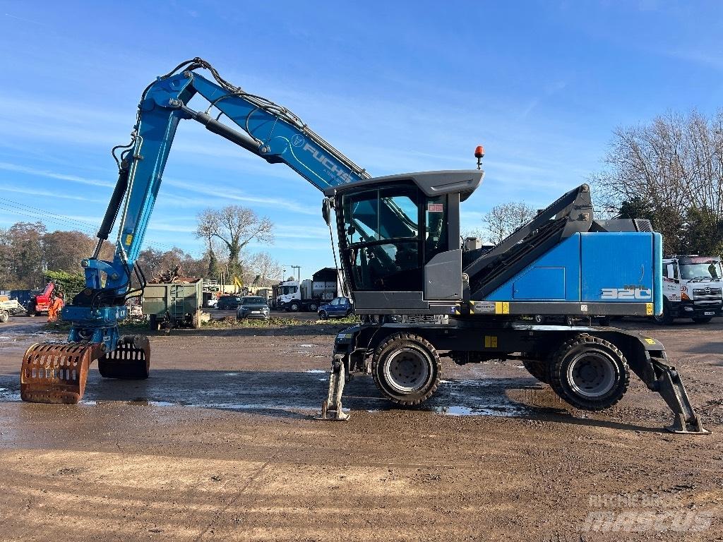 Fuchs MHL 320 T4F 廢棄物/工業用操作車