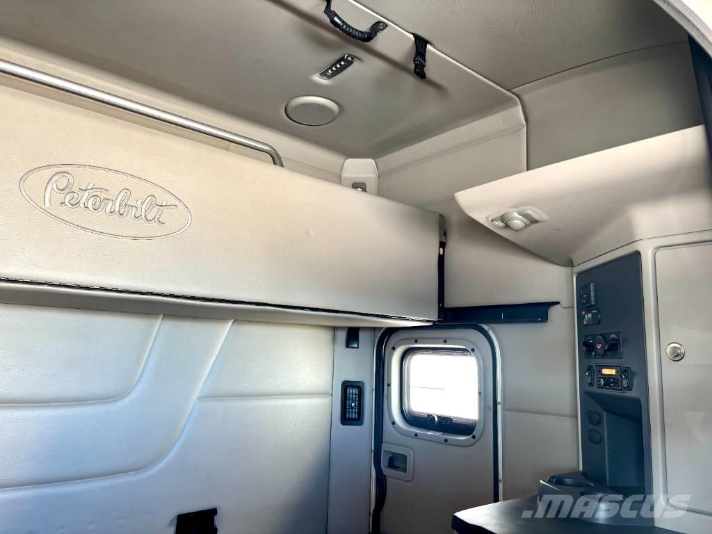 Peterbilt 567 曳引機組件